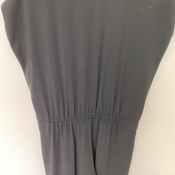 Babaton by Aritzia jumpsuit size medium - Picture 3 of 4